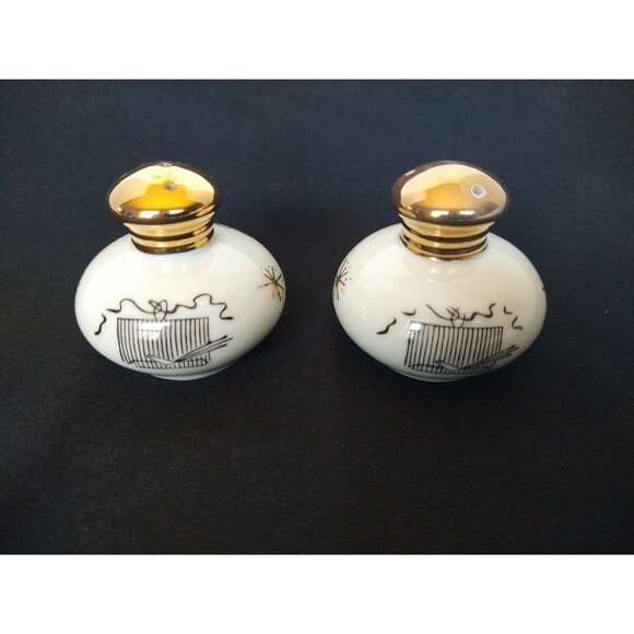 Set of Vintage Ucagco Gilded Birdcages Salt Pepper Shakers Made in Japan small - Picture 2 of 12